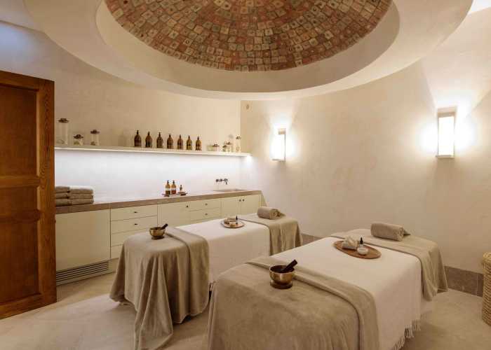 Spa Service in Noida