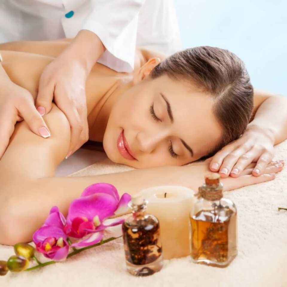 Spa in Noida